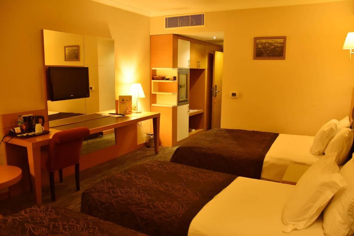 Grand Simay Hotel Erzincan Exterior foto